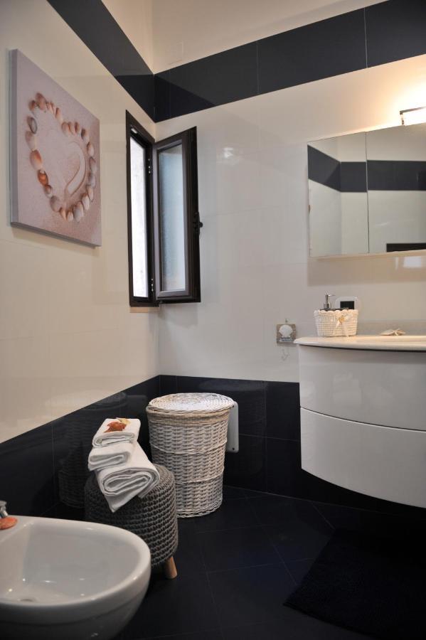 Dimora Monaco Apartment โมโนโปลี ภายนอก รูปภาพ