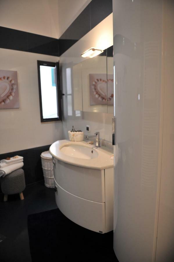 Dimora Monaco Apartment โมโนโปลี ภายนอก รูปภาพ